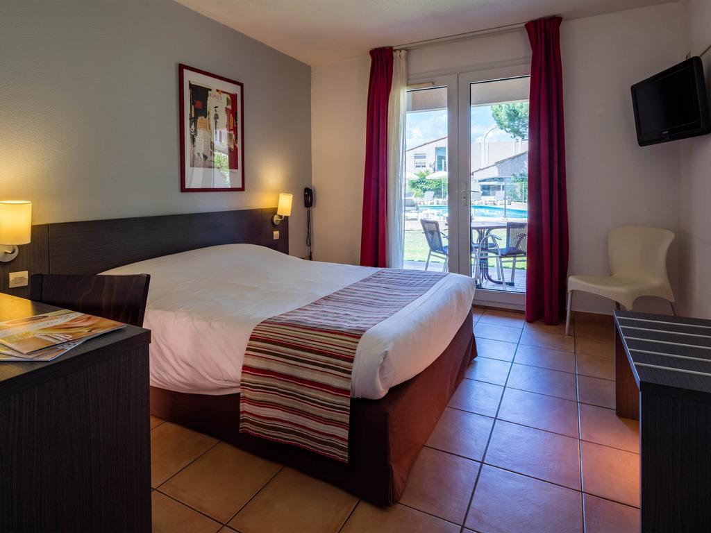 Noemys Aigues-Mortes - Hotel Avec Piscine Exterior photo